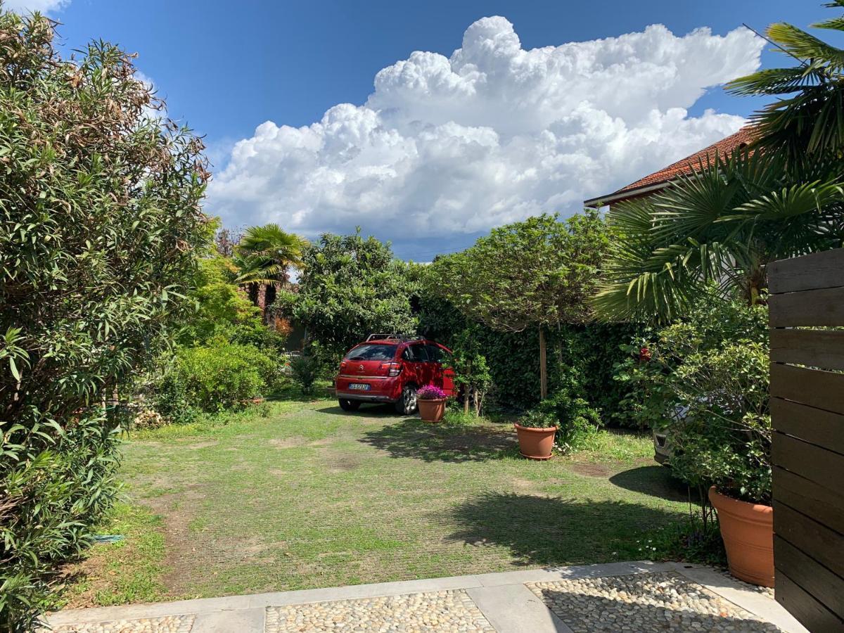 Casabella-Lago Maggiore Lesa Exterior foto